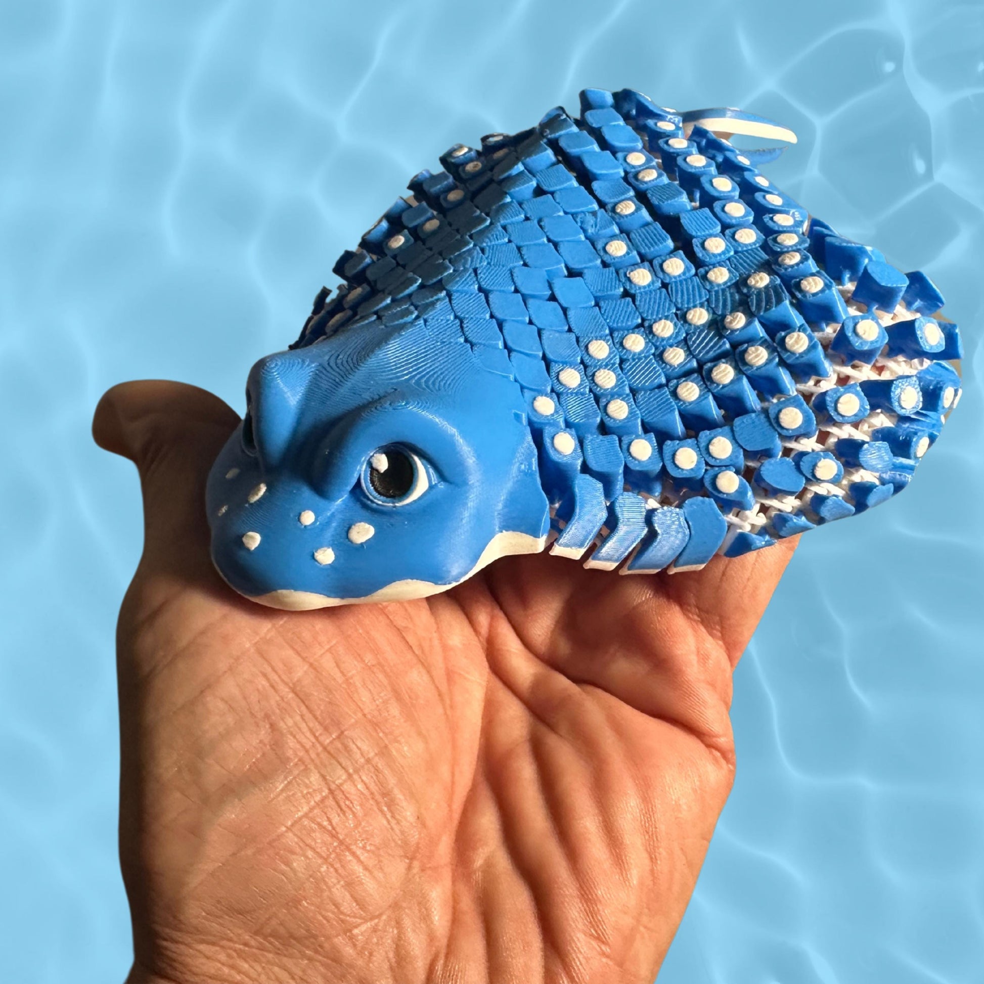 Articulated Sea Life - Handcrafted Igor the Spotted Eagle Ray - Delightful Ocean-Themed Decor - Ideal Gift for Marine Enthusiasts