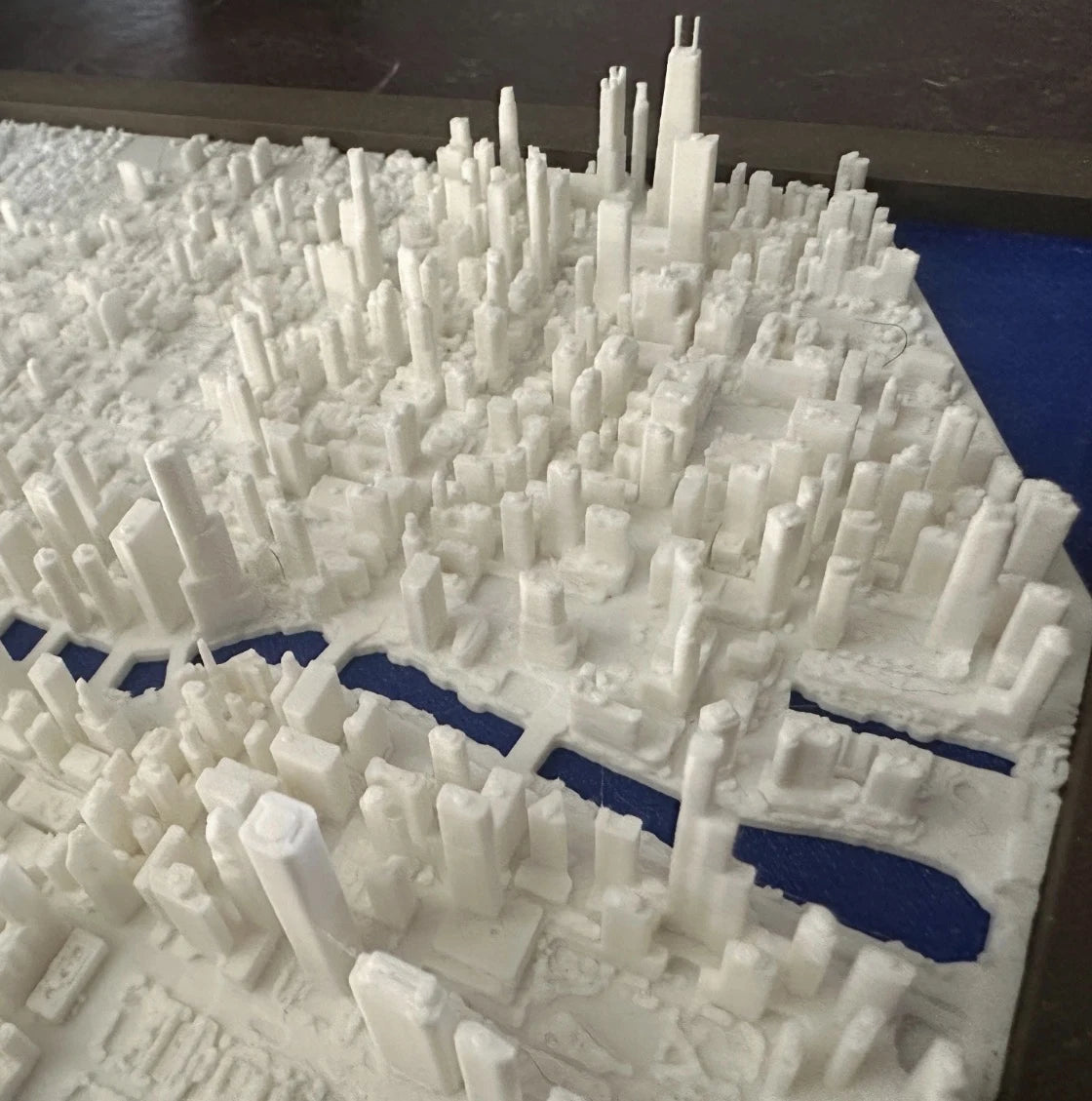 Architectural details in a physical city model